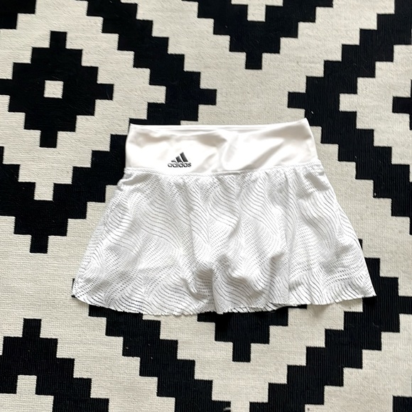 adidas Dresses & Skirts - Adidas white tennis skirt. XS